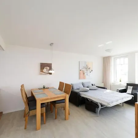 De Ueuetzepogg Apartment *